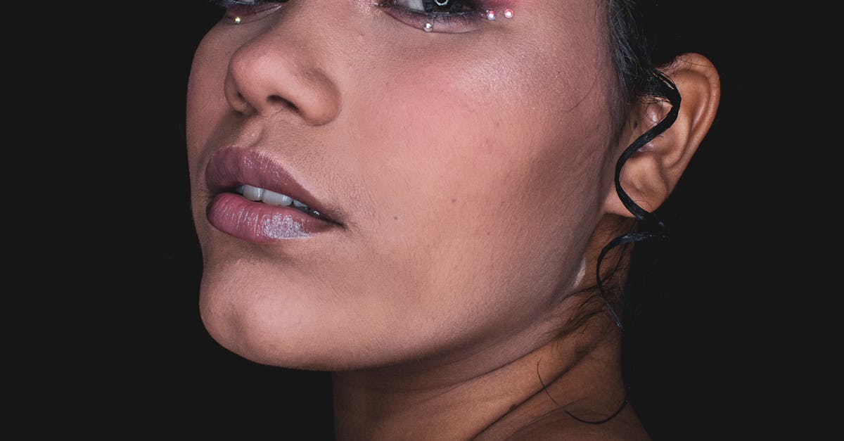 How to Layer Color-Adjusting Pigments for Depth and Dimension