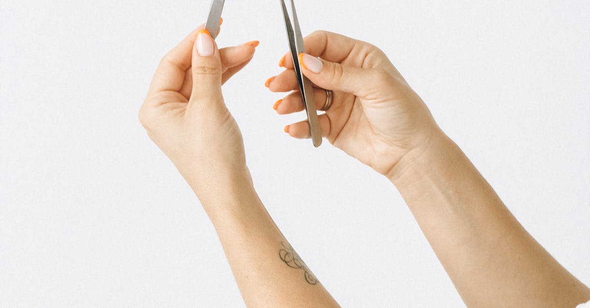 Step-by-Step Guide to Microblading Eyebrows