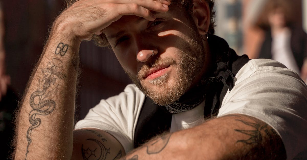 Techniques for Achieving Natural-Looking Eyebrow Tattoos